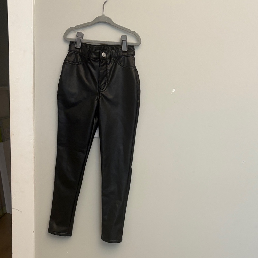 OshKosh black leather Leggings